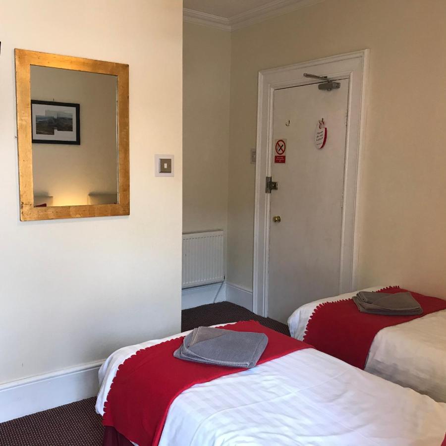 Crystal House 3* Barmouth